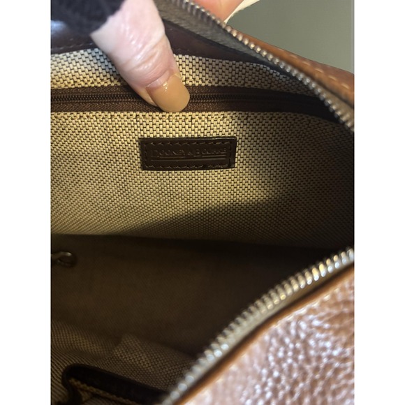 Vintage Dooney Bourke Pebble Grain Leather Shoulder Bag Brown Zip Top Hobo - Picture 4 of 4